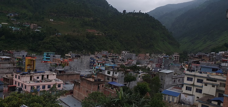 मध्यपहाडी लोकमार्ग दुर्गमलाई वरदान