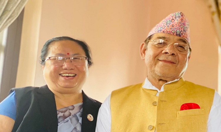 वामदेव गौतम दम्पतीलाई कोरोना संक्रमण