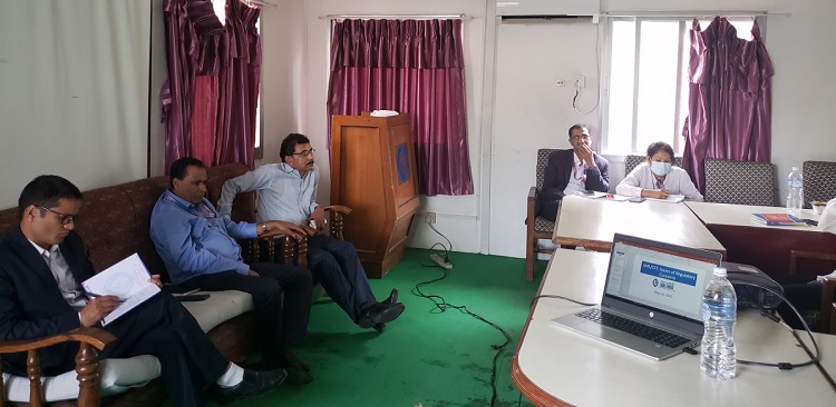 जीवन बीमा कम्पनीहरूका परिपालन अधिकृतहरुसँग अन्तरक्रिया