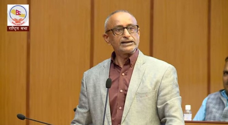 जितेन्द्र देवले भने- श्रीलंकाबाट देउवाले मात्र होइन, ओलीले पनि पाठ सिक्न जरुरि छ